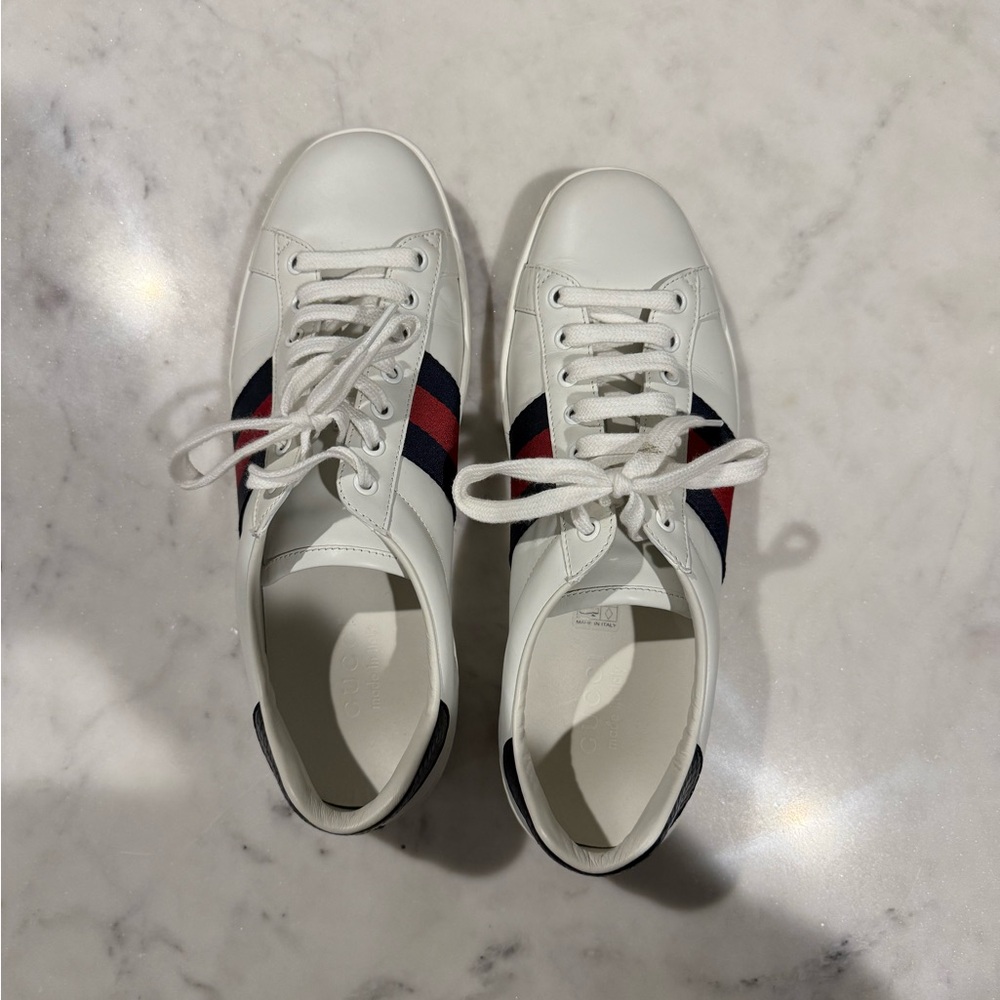 GUCCI Classic White Sneakers QTY 2- (2red/blue) & (2 red/green)